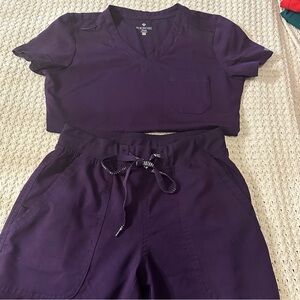 Purple Medcouture Scrub Set TOP XS | JOGGERS S